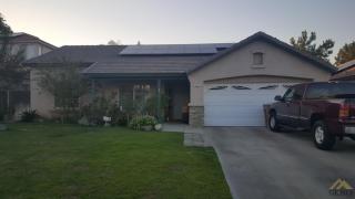 5801 Sky Lakes Ave, Bakersfield, CA 93313-4583