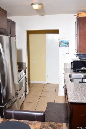 2942 Avalon St, Riverside CA 92509-2015 exterior