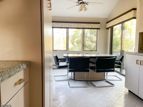 142 Magee Rd, Skyline Lakes NJ  07456-1123 exterior