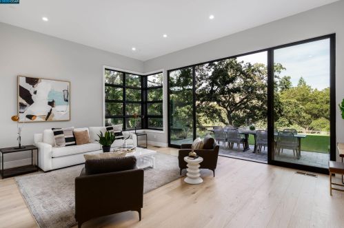 162 Crest Ave, Alamo, CA 94507-2623