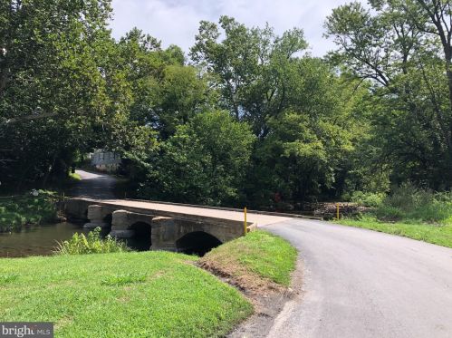 102 Massanutten St, Edinburg VA  22824-9313 exterior