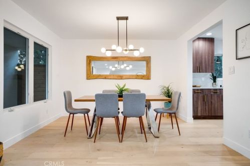 3811 Karen Lynn Dr, Glendale CA  91206-1219 exterior