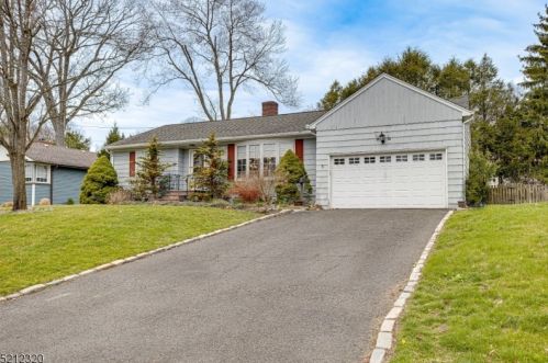 1358 Wood Valley Rd, Mountainside, NJ 07092-1853