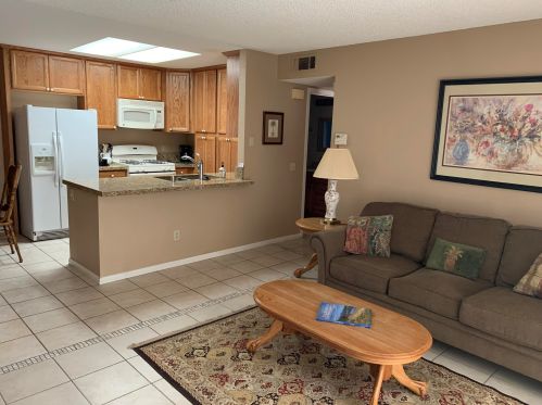 31200 Landau Blvd, Cathedral City CA  92234-5115 exterior