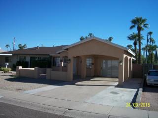 5513 Earll Dr, Phoenix AZ  85031-3319 exterior
