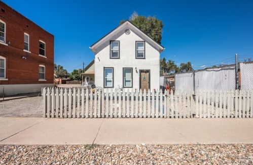 213 Colorado Ave, Pueblo, CO 81004-2003