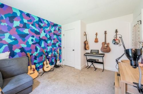 64 Laurelwood Rd, Groton CT  06340-4206 exterior