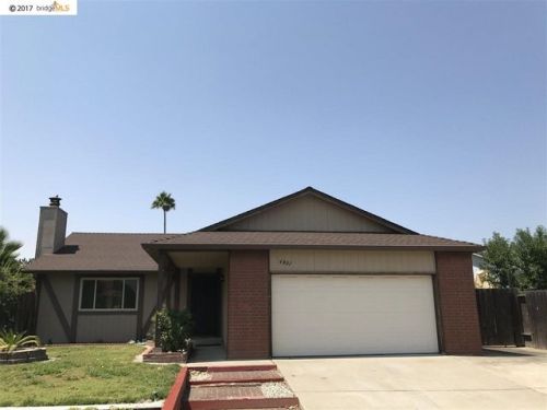 4801 Burgundy Dr, Oakley, CA 94561-1806