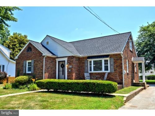 76 Montgomery Ave, Norristown, PA 19403-3238