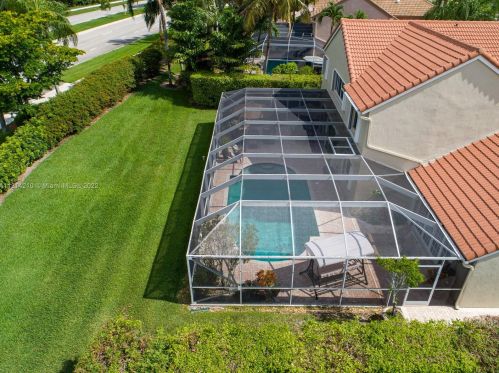 1122 195 Ave, Hollywood FL 33029-3272 exterior