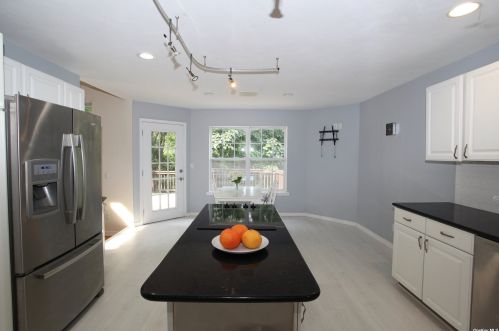 4 Sabrina Ct, Huntington Station NY  11746-4225 exterior