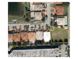 15712 69th Ln, Miami, FL 33193-5506
