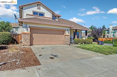 49 Grand Canyon Cir, Oakley, CA 94561-5229