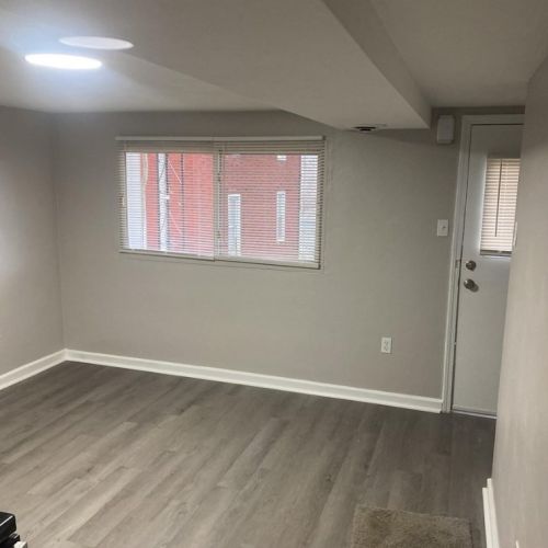 307 Lafferty St, Jeannette, PA 15644-1857