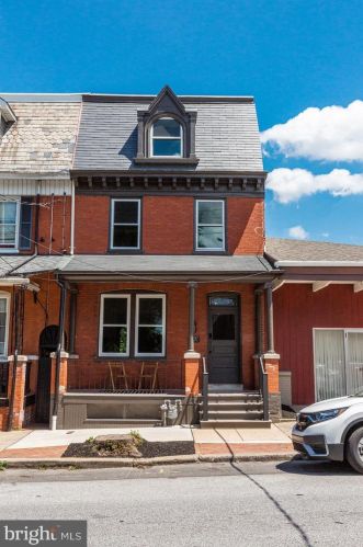 237 Lime St, Lancaster PA  17602-2748 exterior