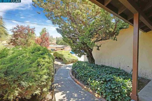 3540 Savage Ave, Pinole, CA 94564-1250