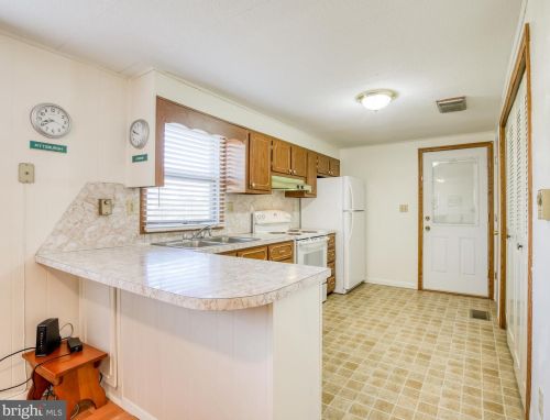 133 Azalea Dr, Charles Town WV  25414-5841 exterior