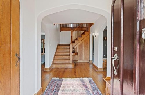 27 Bretton Rd, Scarsdale, NY 10583-2730