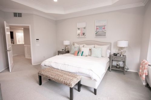 1 Belfort, Newport Beach CA  92657-1075 exterior