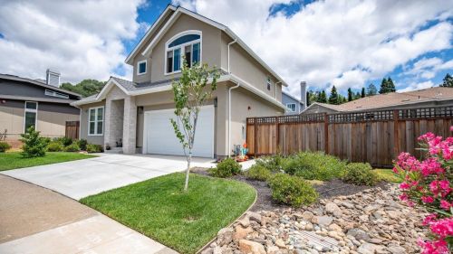 2133 Vintage Cir, Santa Rosa CA  95404-1350 exterior