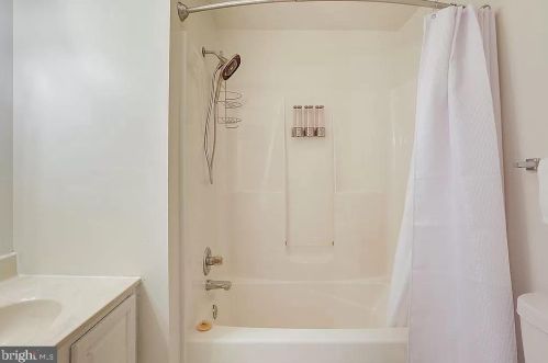 14 Race St, Trenton NJ  08638-4220 exterior