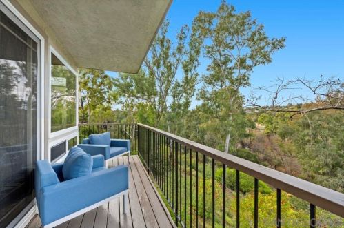 3170 Via De Caballo, Encinitas CA  92024-6925 exterior