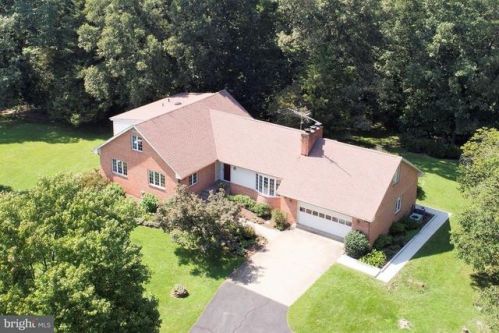 14305 Fitzwater Dr, Nokesville VA  20181-1840 exterior