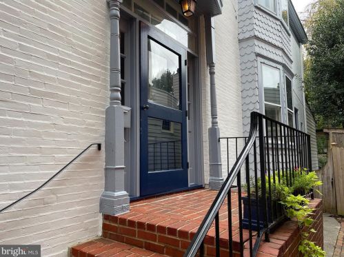 2212 Gilpin Ave, Wilmington, DE 19806-2218