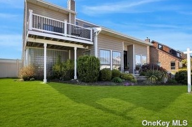 835 Anthony Dr, North Lindenhurst, NY 11757-6241