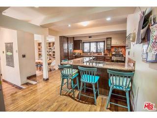 1129 Daniels Dr, Los Angeles CA  90035-1101 exterior