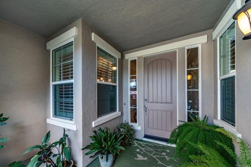 9236 Oak Trail Cir, Santa Rosa, CA 95409-6163