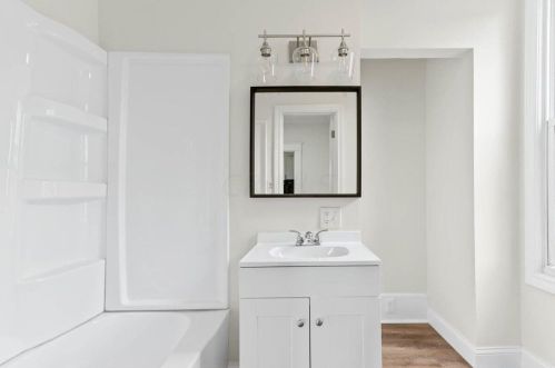 2132 Hoge Ave, Zanesville OH  43701-2130 exterior