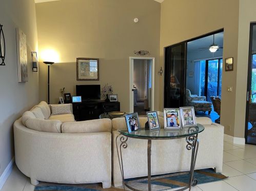 8432 Heather Pl, Boynton Beach, FL 33472-2928