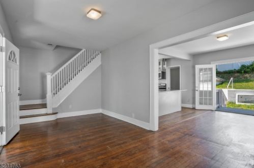 551 Leo St, Industrial Hillside NJ  07205-1726 exterior