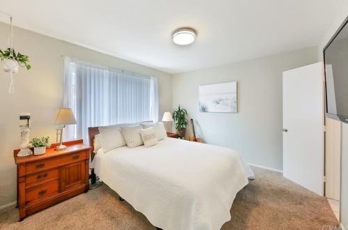 620 Stiteswood Ave, Glendora CA  91740-4327 exterior