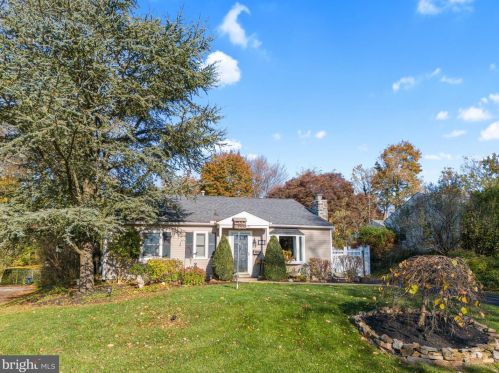 136 Gable Rd, Paoli, PA 19301-1849