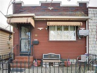 133 Bay 53rd St, Brooklyn, NY 11214-7208