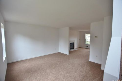 45 Dartmouth Dr, Rock Hill NY  12775-6011 exterior