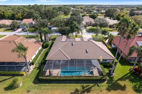 1200 Live Oak Cv, Fort Pierce, FL 34986-2005