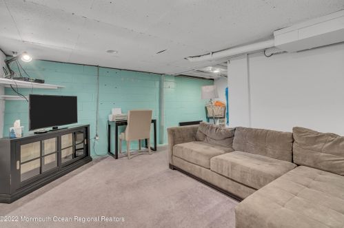 10 Trinity Pl, Jackson Twp NJ  08527-1822 exterior