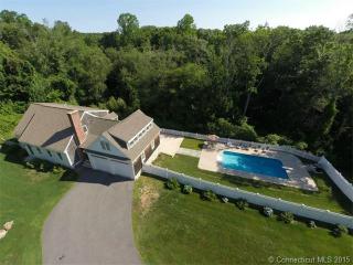 745 Raymond Hl Rd, Chesterfield CT  06370-1318 exterior