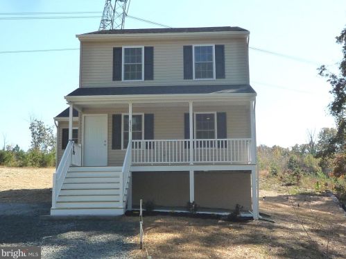 8505 Foundry Run Dr, Fredericksburg, VA 22408-1730