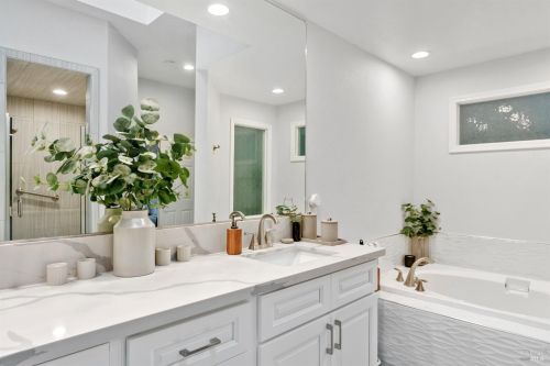 2090 Stonefield Ln, Santa Rosa CA  95403-0951 exterior