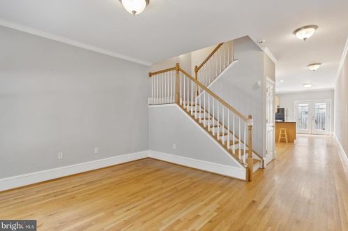 1922 Carpenter St, Philadelphia PA  19146-2615 exterior