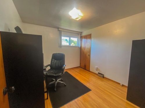 1204 Riverview Dr, Verona PA  15147-1915 exterior