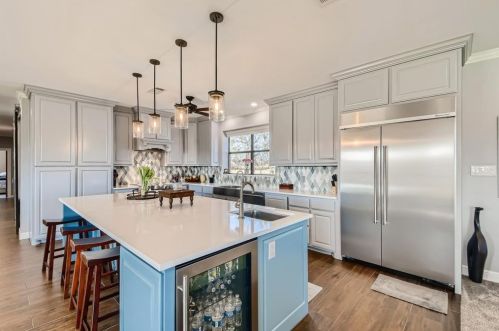 1040 Brush Creek Rd, Argyle TX  76226 exterior