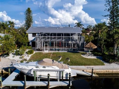 925 Lindgren Blvd, Sanibel, FL 33957-4805