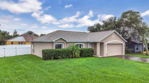 2474 Ainsworth Ave, Deltona, FL 32738-2550