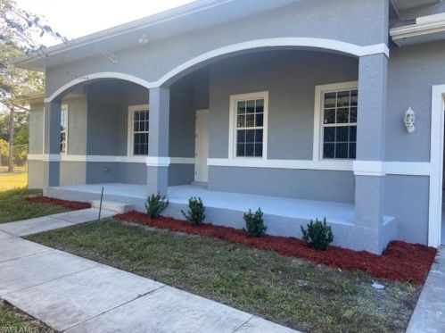 1207 Henry Ave, Lehigh Acres, FL 33972-8524