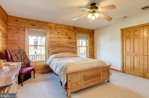 3714 Mountain Rd, Haymarket VA  20169-1739 exterior